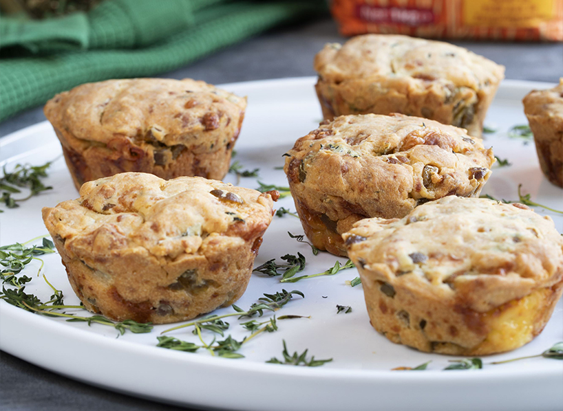 Taze Kekikli & Eski Kaşarlı Muffin