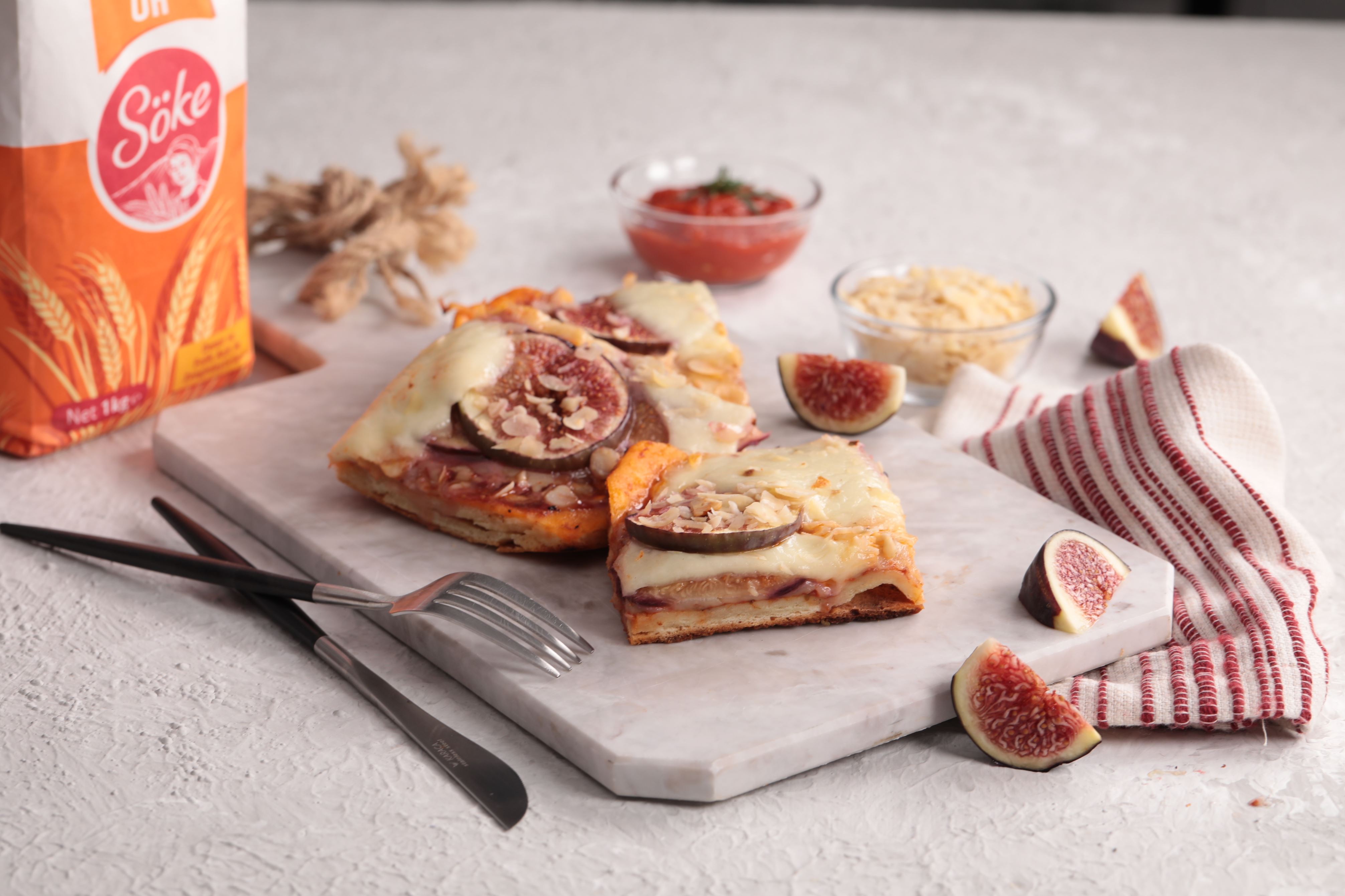 İncirli Bademli Pizza